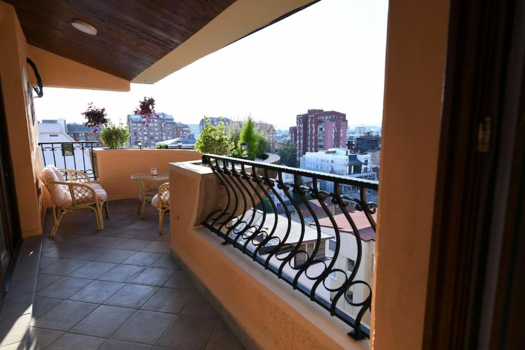 The White Soap Rooftop Skopje Exterior photo